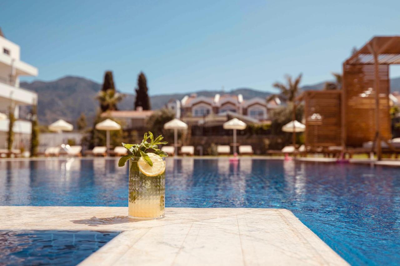 Palmonte Suites Hotel & Spa Karavas  المظهر الخارجي الصورة