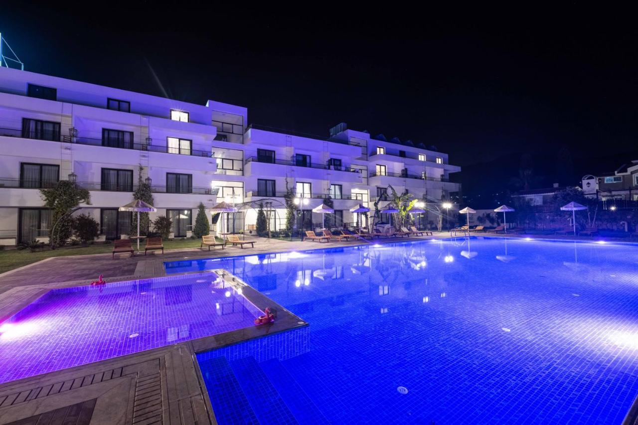 Palmonte Suites Hotel & Spa Karavas  المظهر الخارجي الصورة